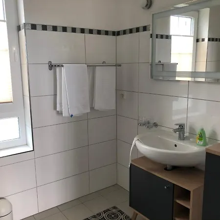 빌라 Hus Tina Ruegen *