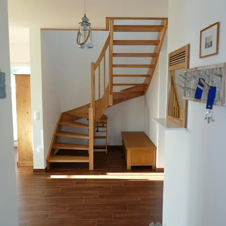 Hus Tina Ruegen * 트렌트